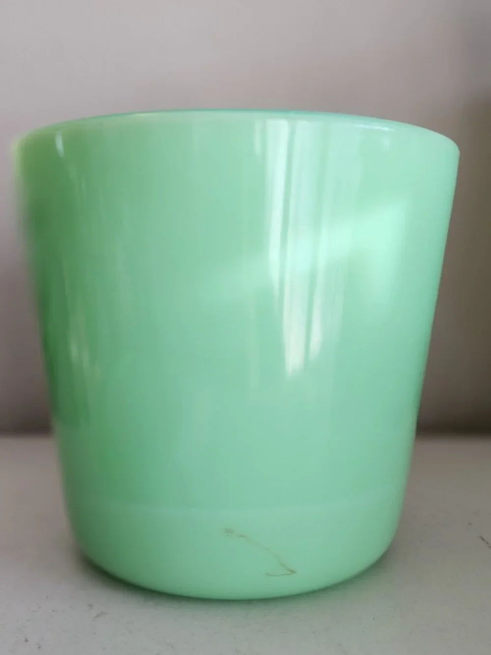 Beautiful Vintage McKee Jadeite Jadite Green Glass CEREAL 48oz Canister Uranium